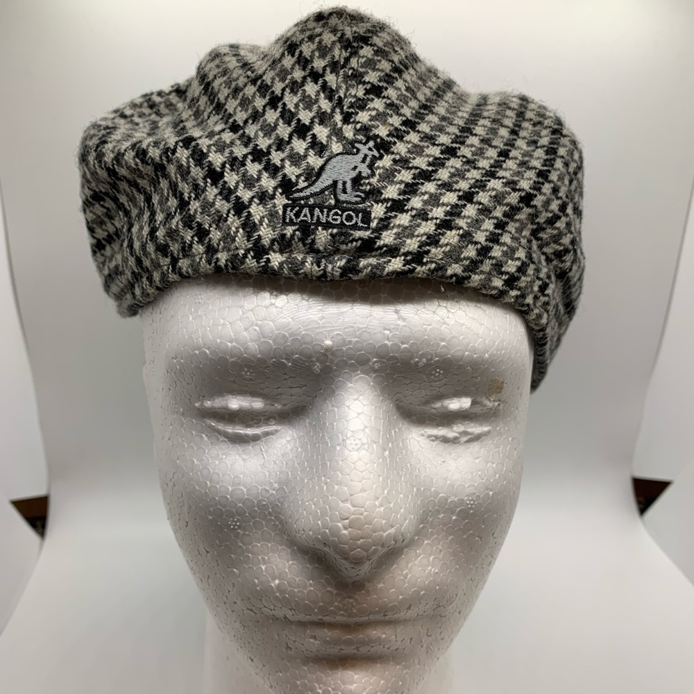 Kangol Tweed Peebles Flat Cap!